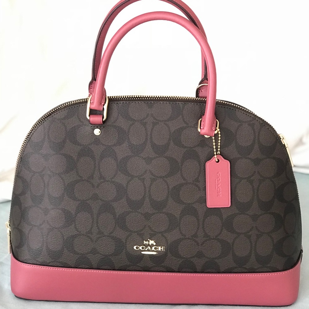 🚫🚫🚫SOLD.  Coach Signature Sierra Satchel.🚫🚫🚫